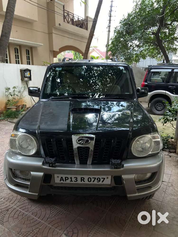 Mahindra Scorpio 2010 Car Manual