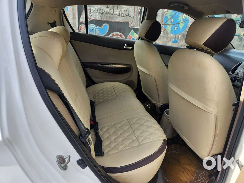 Hyundai I20 Magna 1.2 Mt, 2011, Petrol