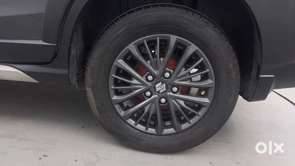 Maruti Suzuki Xl6 1.5 Alpha Plus At, 2022, Petrol