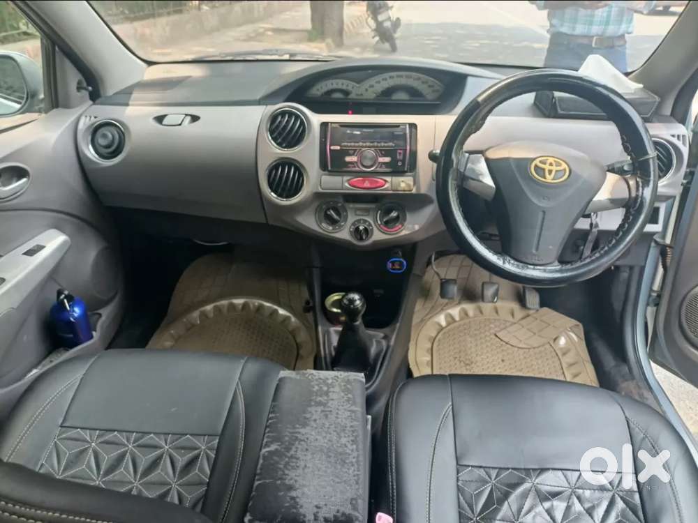 Toyota Etios 1.5 Vx, 2011, Petrol