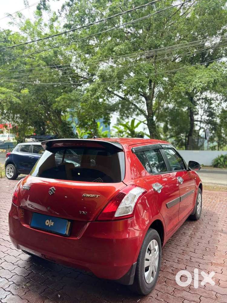 Maruti Suzuki Swift Vxi Optional, 2014, Petrol