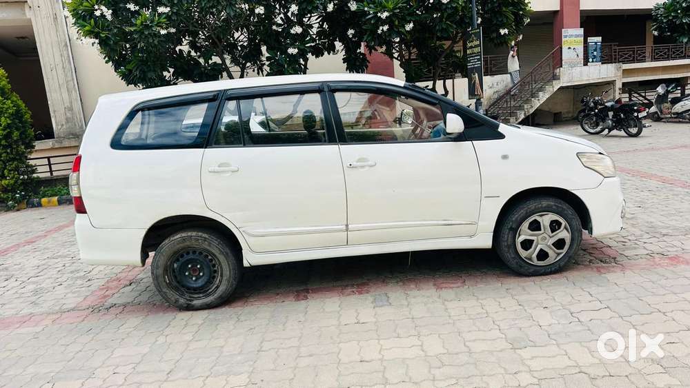 Toyota Innova [ ] 2.5 G4 8 Str, 2013, Diesel