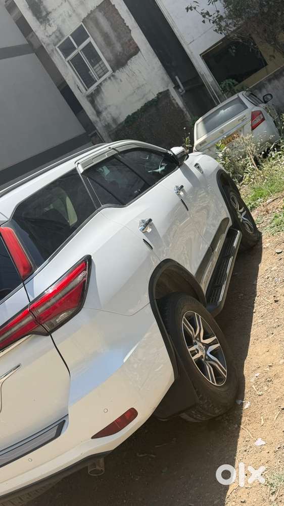 Toyota Fortuner 2024 Diesel Well Maintained