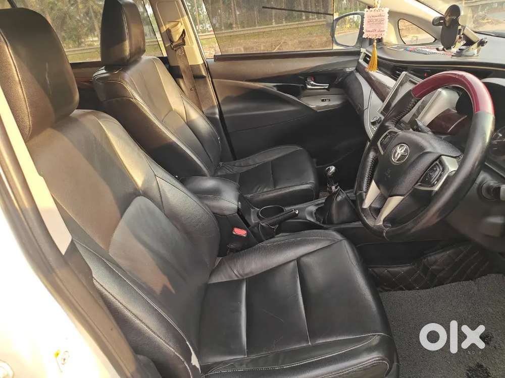 Innova Crysta 2.4 Z