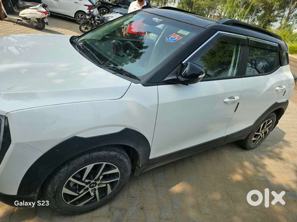 Mahindra Xuv 3xo Petrol 2024
