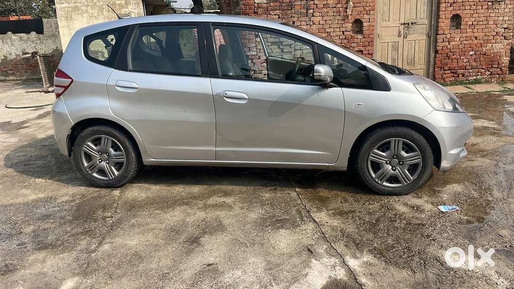 Honda Jazz Petrol 2010 Bulbul Ka Baccha Kuch Kaam Krvane Ki Jrurt Nhi