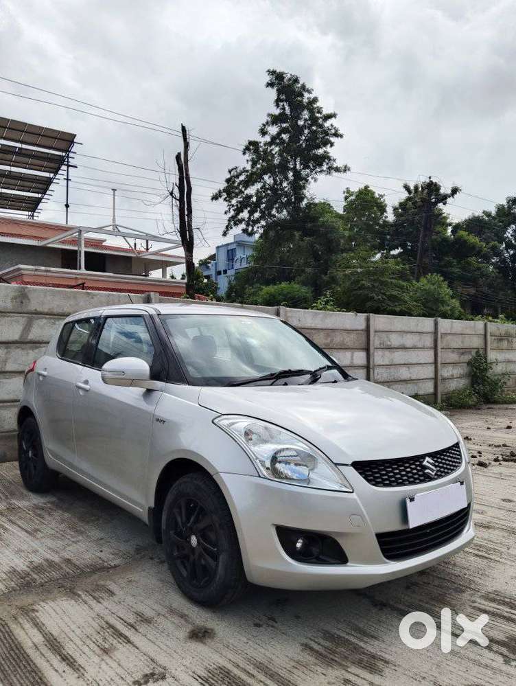 Maruti Suzuki Swift Zxi, 2013, Petrol