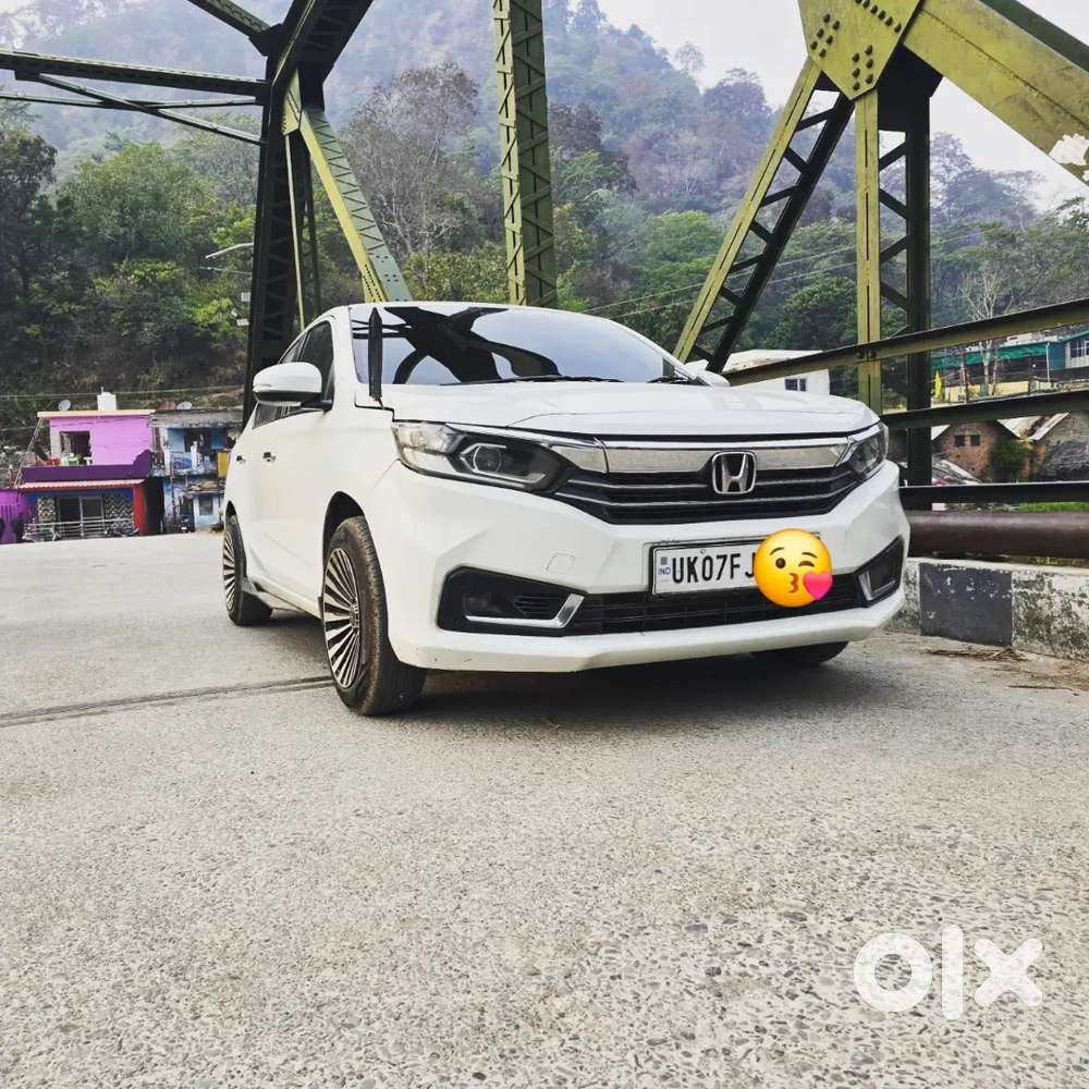Honda Amaze 2023 Petrol Well Maintained