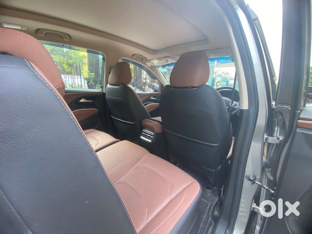 Mg Hector Plus Savvy Pro 1.5 Turbo Petrol Cvt 6 Str, 2023, Petrol