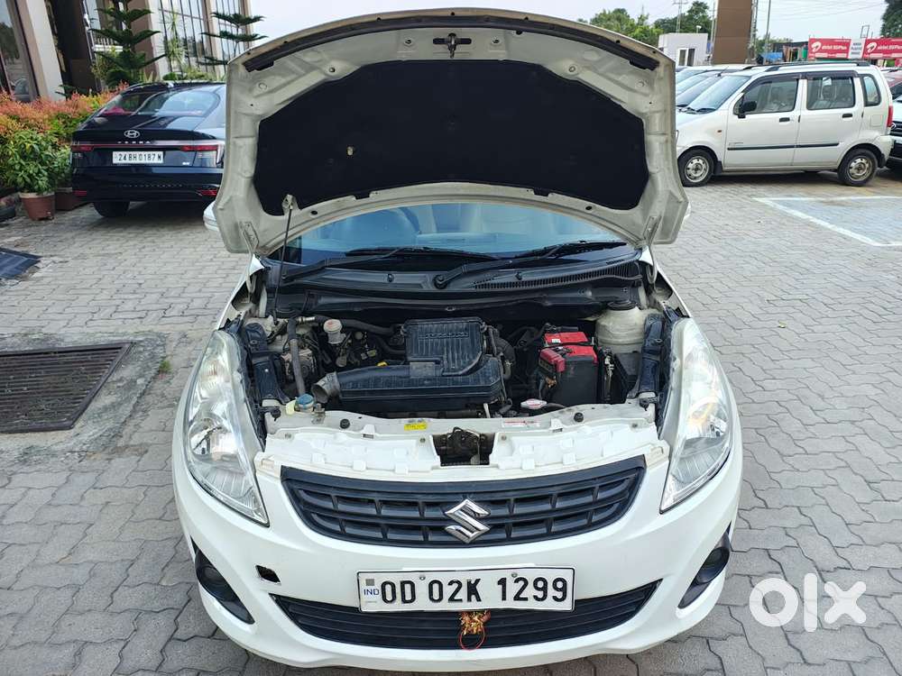 Maruti Suzuki Swift Dzire 1.2 Zxi Bsiv, 2013, Petrol