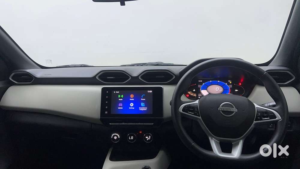 Nissan Magnite 1.0 Xv Turbo Cvt, 2022, Petrol