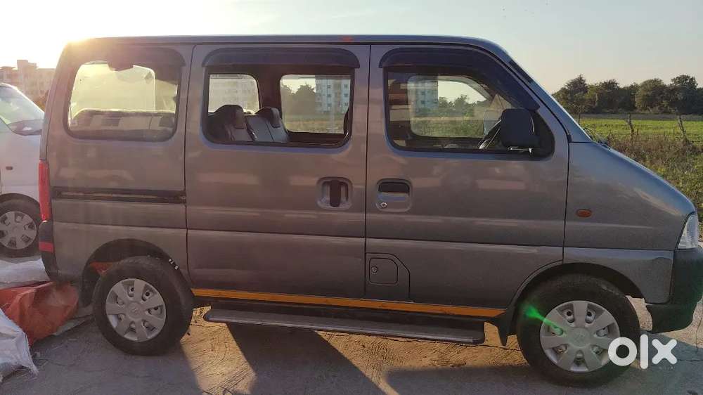 Maruti Suzuki Eeco 2025 Cng & Hybrids 11000 Km Driven Want To Sell