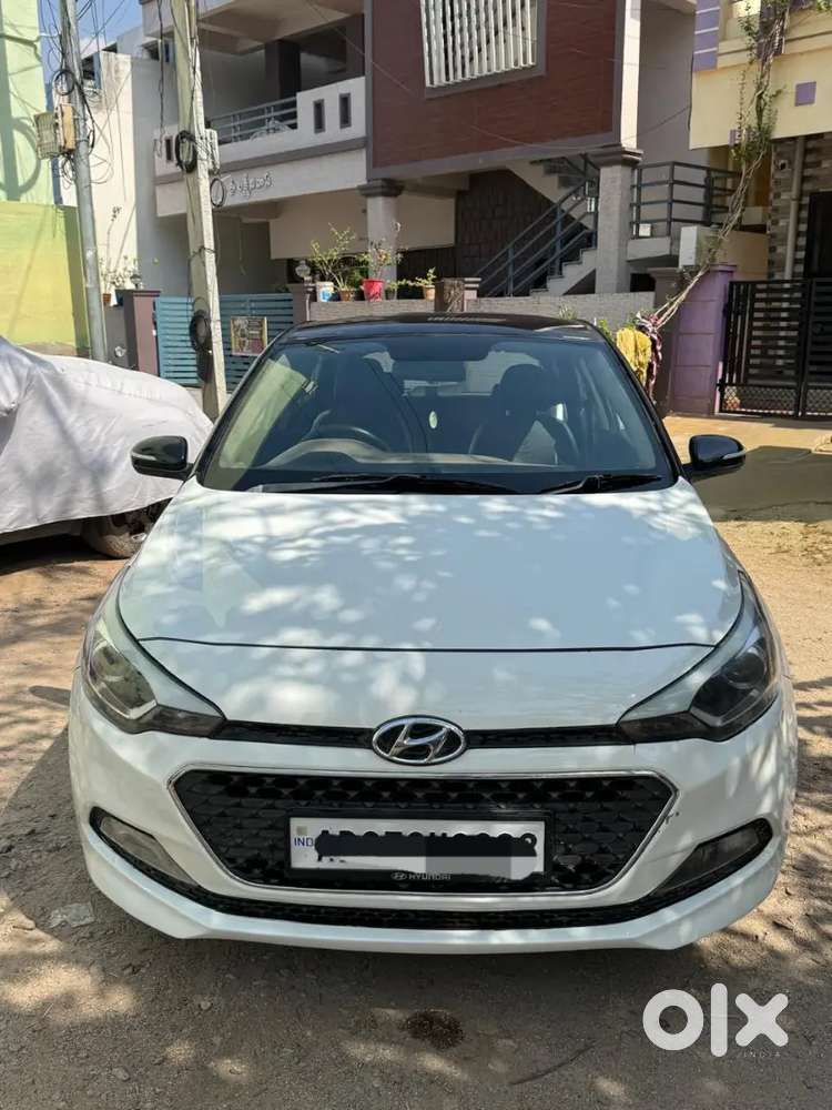 Elite I20 Diesel-hatchback