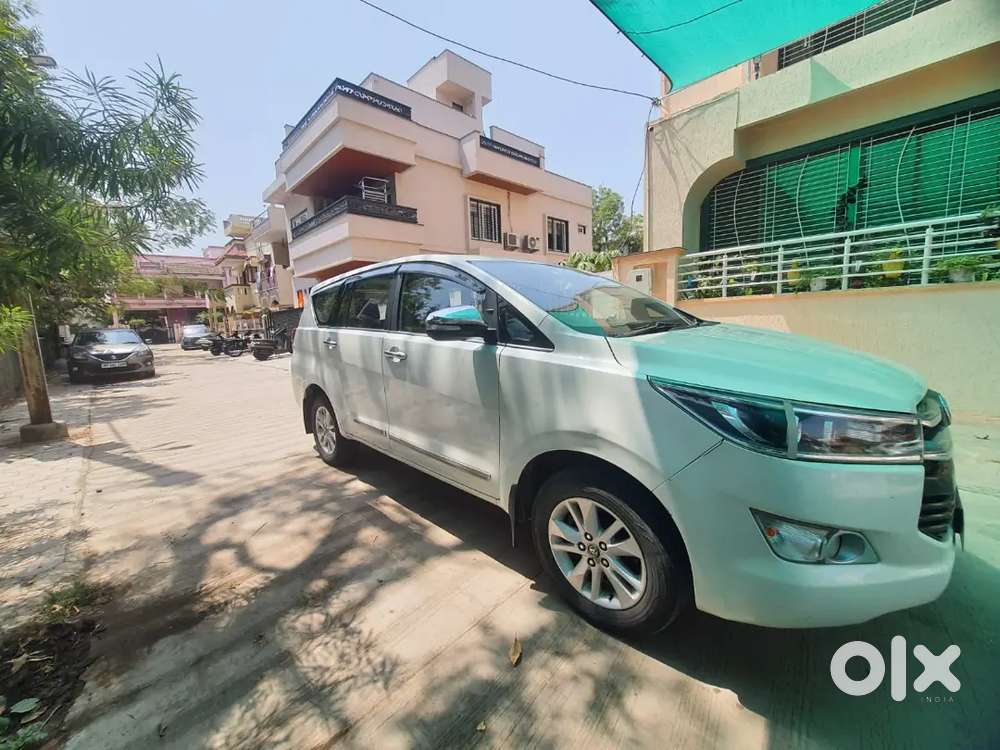 Toyota Innova Crysta 2017 Diesel Automatic. 2.8z Automatic