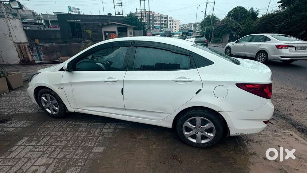 Hyundai Verna 2013