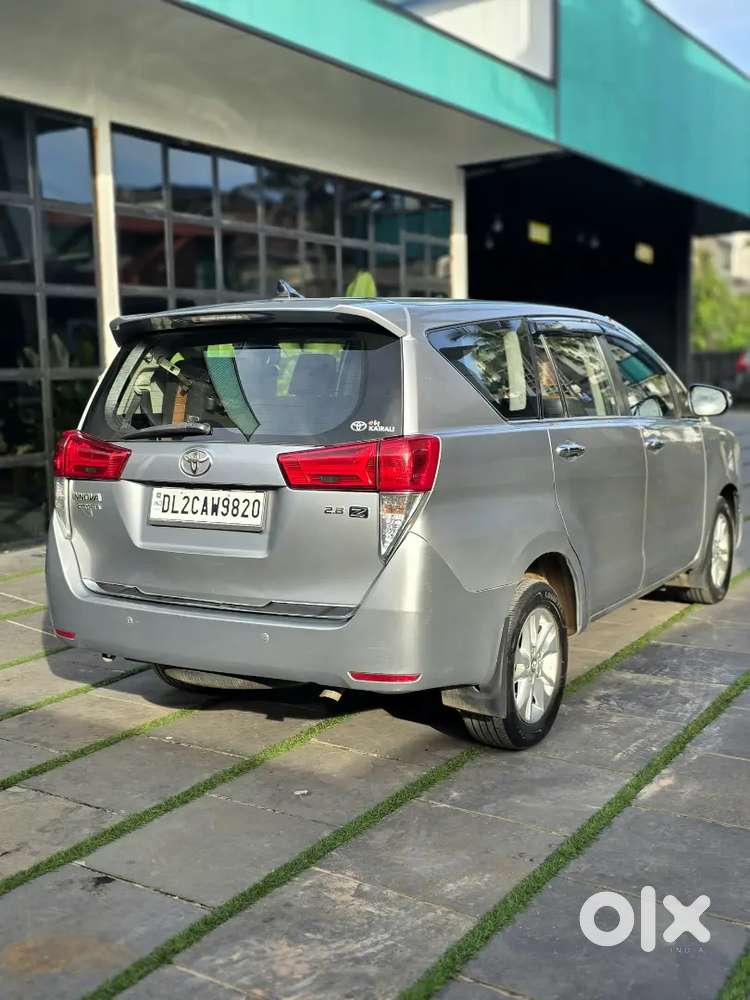 Toyota Innova Crysta Diesel 2017
