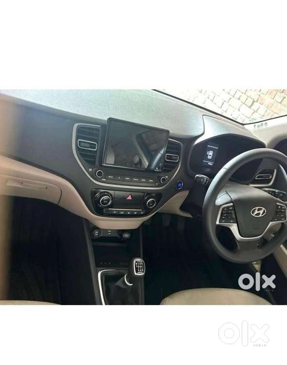 Hyundai Verna Diesel Car 2023
