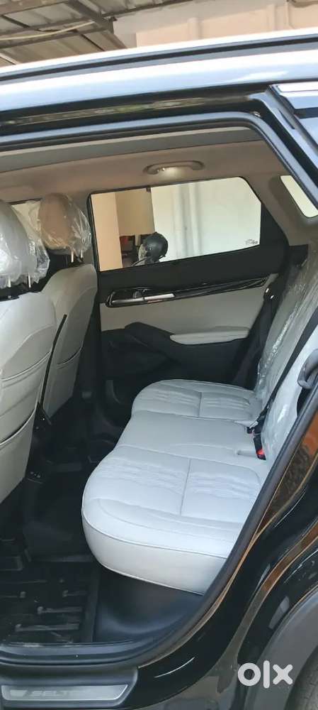 Kia Seltos 2025 Petrol 1970 Km Driven
