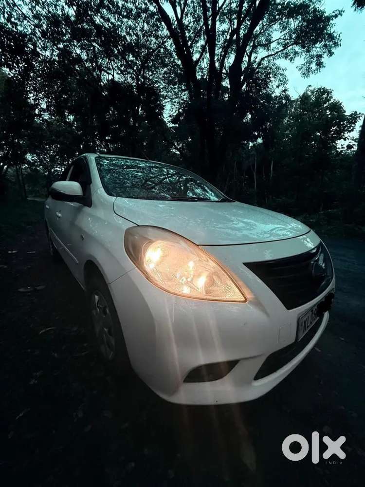 Nissan Sunny 2013 Petrol Well Maintained
