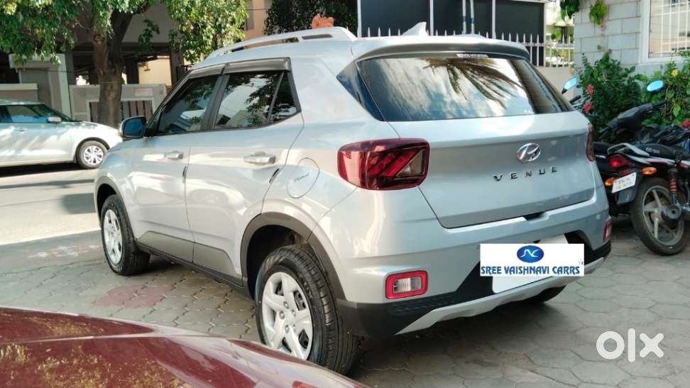 Hyundai Venue 1.2 S Plus, 2021, Petrol