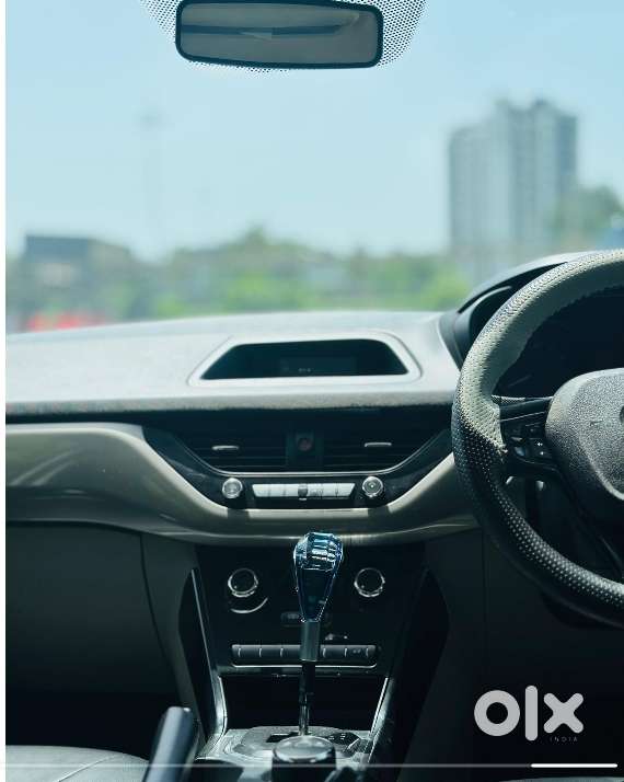 Tata Nexon Amt 1.2 Revotron Xma, 2019, Petrol