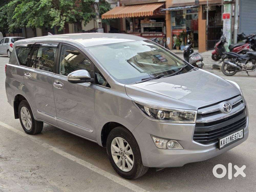 Toyota Innova Crysta 2.4 V, 2016, Diesel