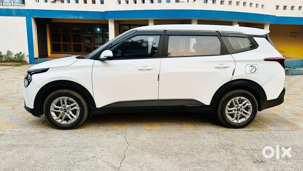 Kia Carens 1.5 Premium 7 Str, 2024, Diesel