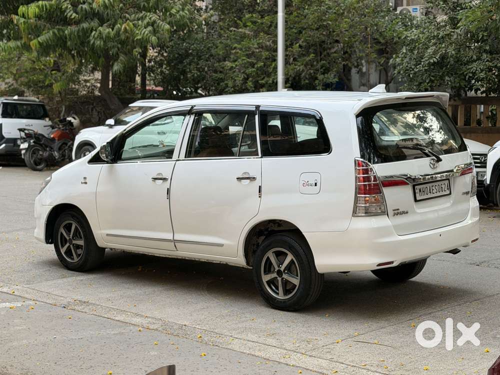Toyota Innova 2.5 G (diesel) 8 Seater, 2010, Diesel
