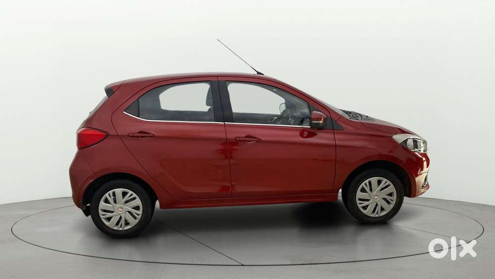 Tata Tiago 1.2 Revotron Xz, 2017, Petrol