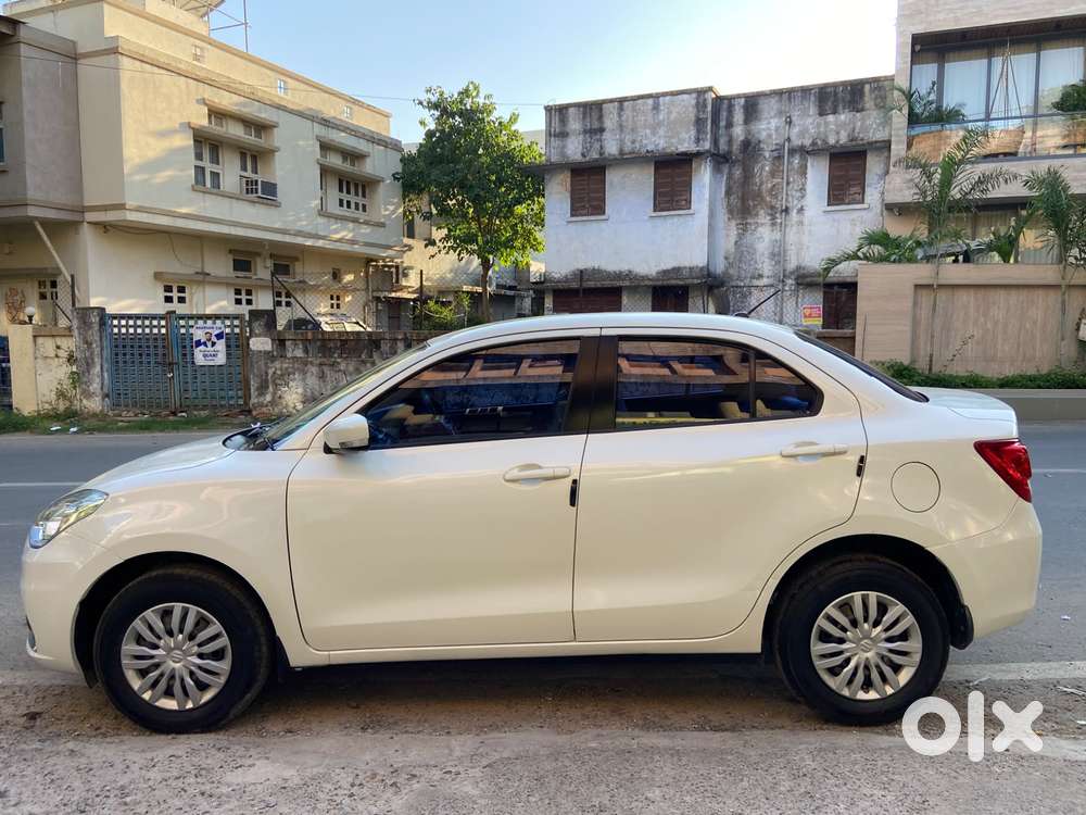 Maruti Suzuki Swift Dzire Vxi Optional, 2020, Petrol