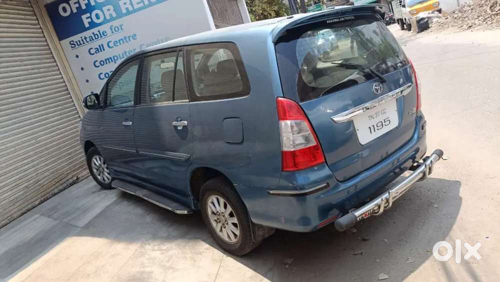 Toyota Innova Diesel 7 Str 2013