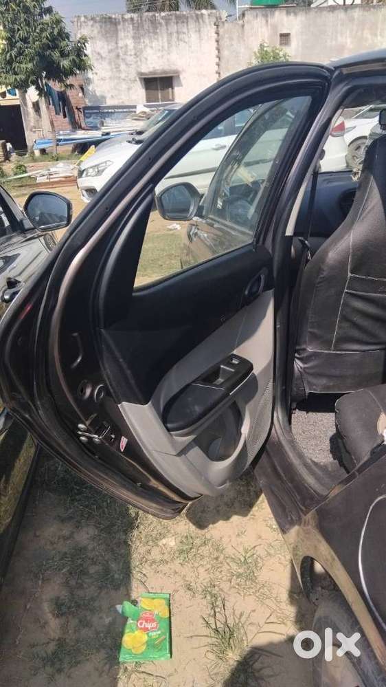Tata Tiago 1.2 Revotron Xt (o), 2019, Petrol