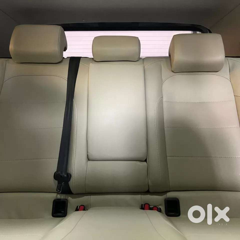 Volkswagen Taigun 1.0 Tsi Highline At, 2022, Petrol