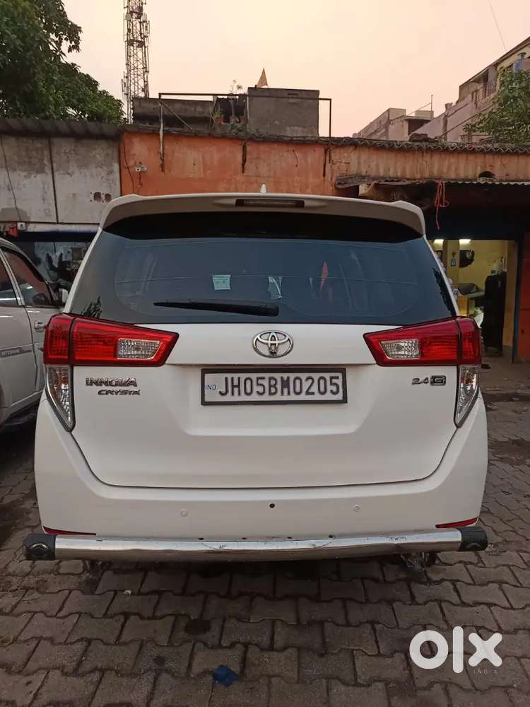Toyota Innova Crysta 2016 Diesel Manual