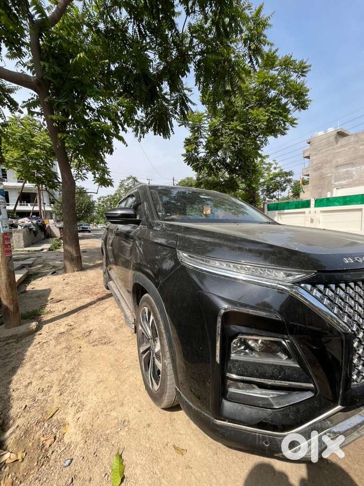 Mg Hector Plus 2023 Petrol Well Maintained