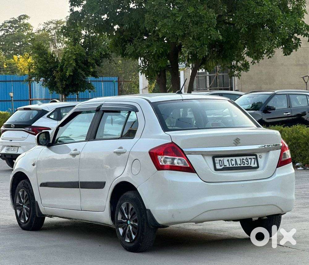 Maruti Suzuki Dzire 1.2 Vxi Cng, 2017, Cng & Hybrids