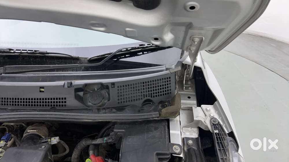 Nissan Magnite 1.0 Xv Premium Turbo Cvt, 2022, Petrol