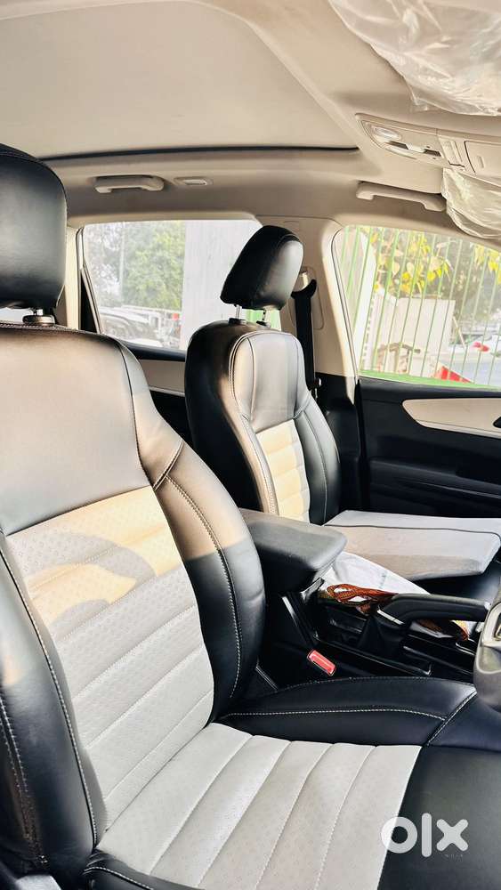 Mahindra Xuv700 2.2 Ax 5 Diesel Mt 7 Str, 2022, Diesel