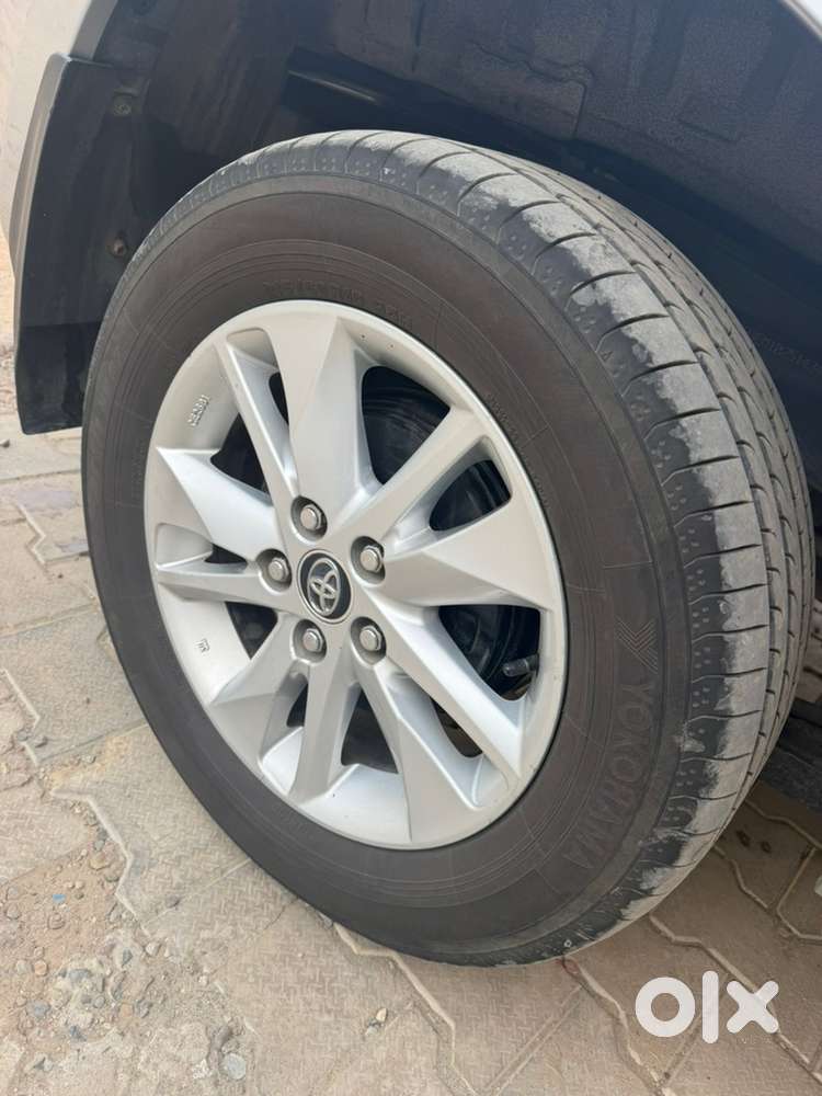 Toyota Innova Crysta 2017 Diesel Manual