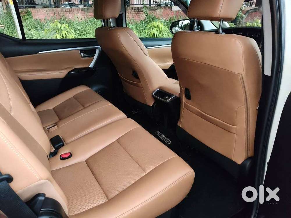 Toyota Fortuner 4x2 At 2.8 Diesel, 2022, Diesel