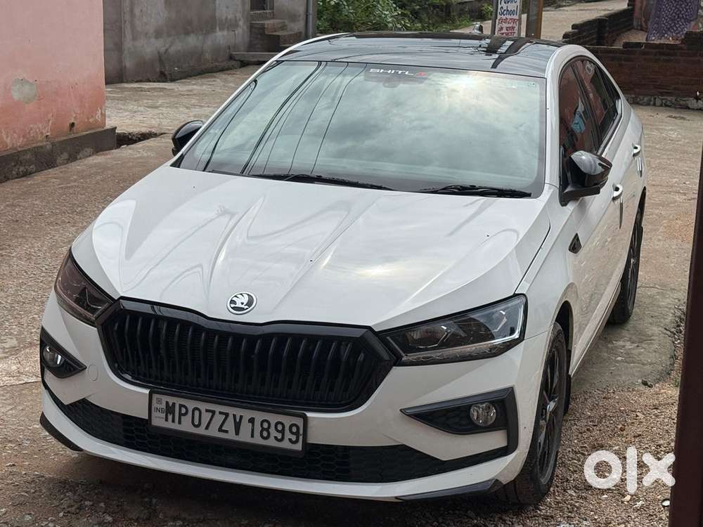Skoda Slavia Petrol Manual 2025 Style 1.0l