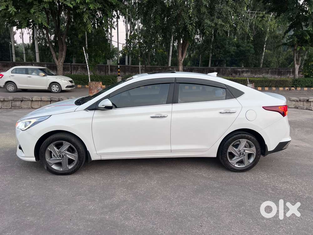 Hyundai Verna 1.5 Sx Petrol Mt, 2021, Petrol
