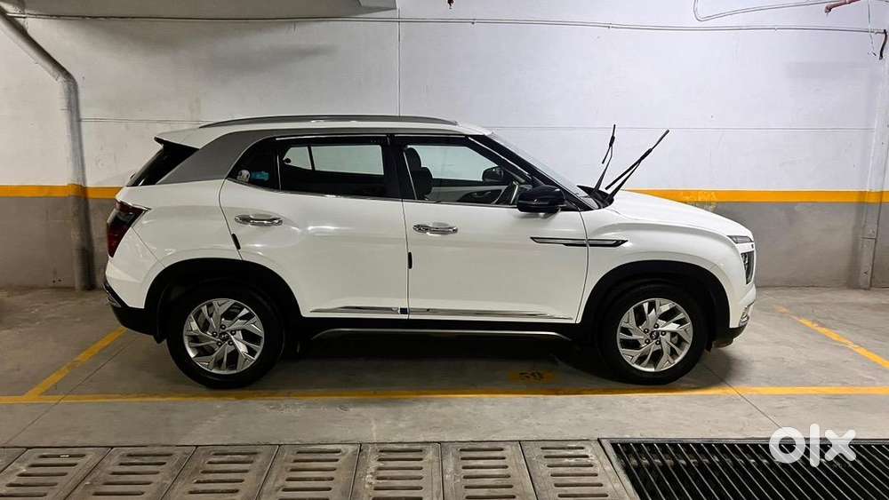 Hyundai Creta 2023 Petrol 25k Driven In Showroom Condition