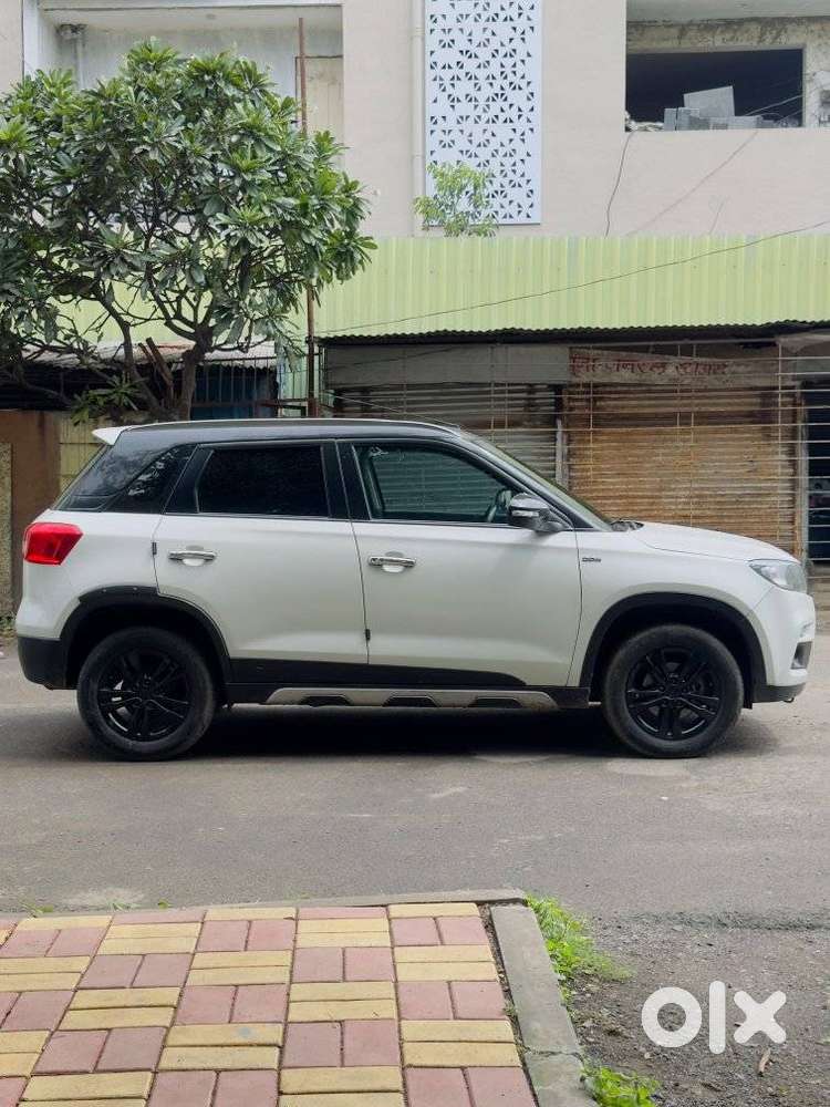 Maruti Suzuki Brezza Zdi+ Dual Tone, 2018, Diesel