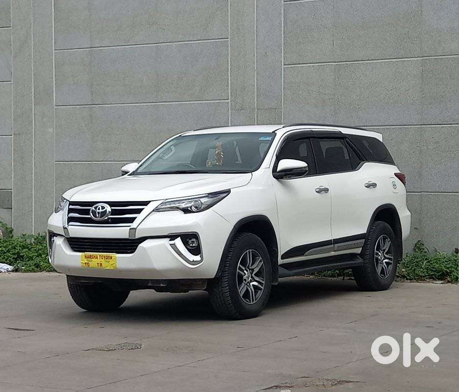 Toyota Fortuner 4x2 At 2.8 Diesel, 2020, Diesel