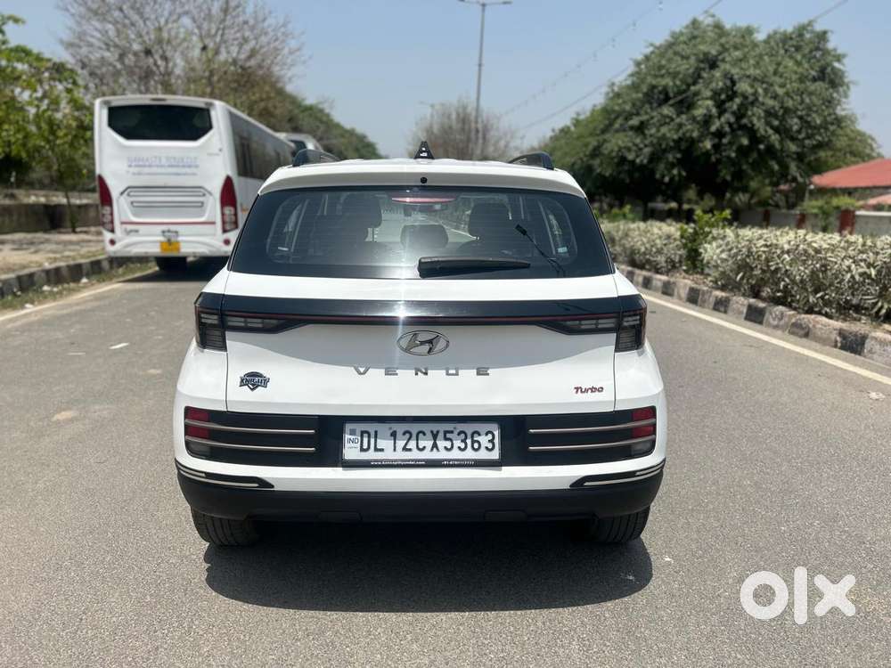 Hyundai Venue 1.0 Sx (o) Turbo Dct, 2024, Petrol