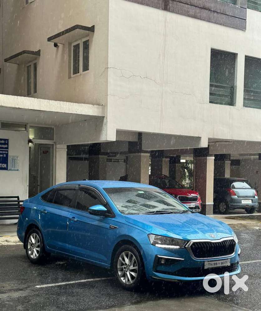 Skoda Slavia Ambition 1.0l Tsi At, 2023, Petrol