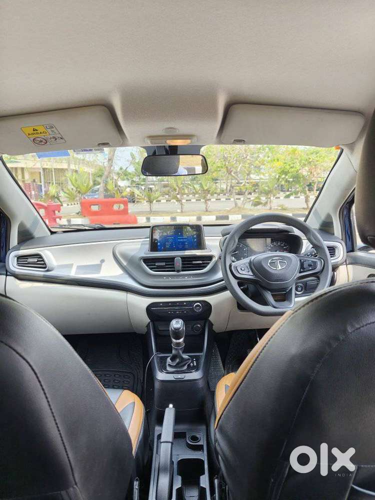 Tata Altroz Xta Petrol, 2022, Petrol