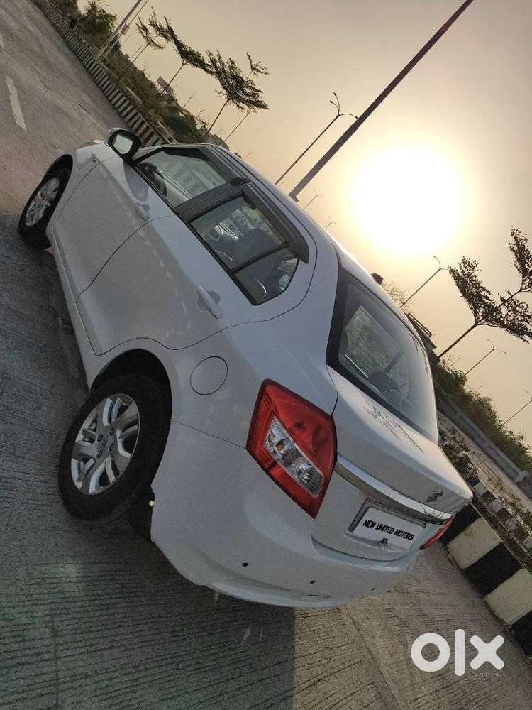 Maruti Suzuki Swift Dzire 1.3 Zxi, 2014, Petrol