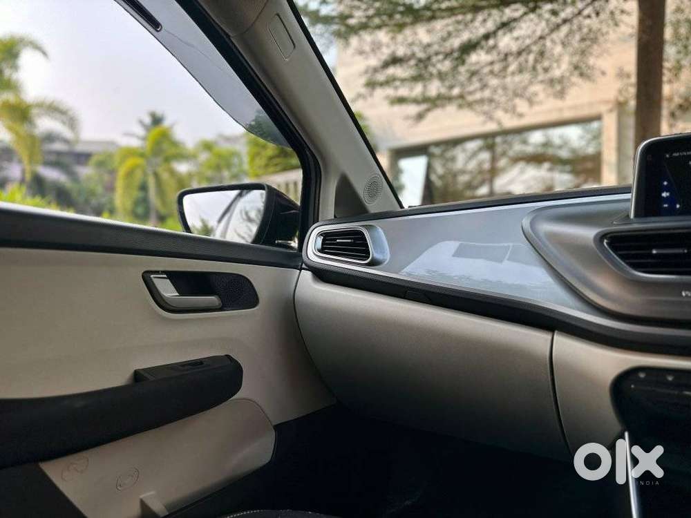 Tata Altroz 1.2 Xza Plus, 2023, Petrol